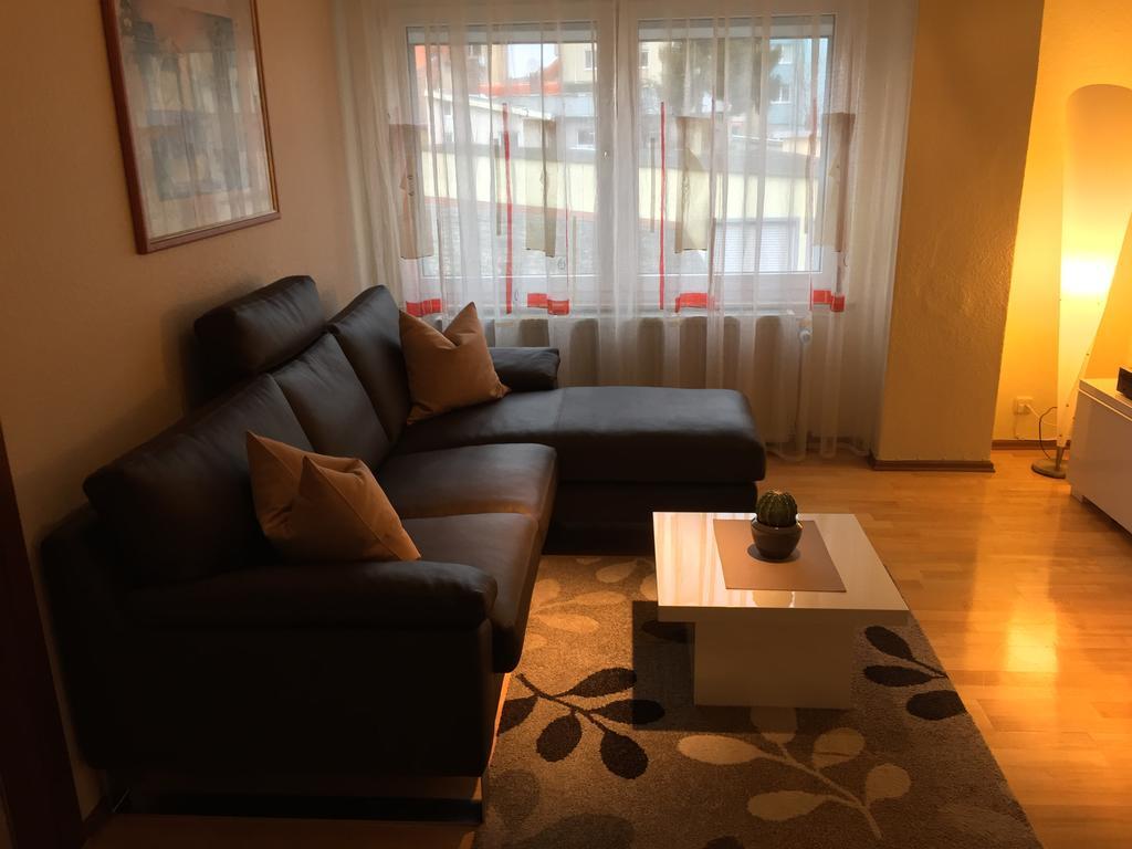 Huttenstrasse 22c Apartment