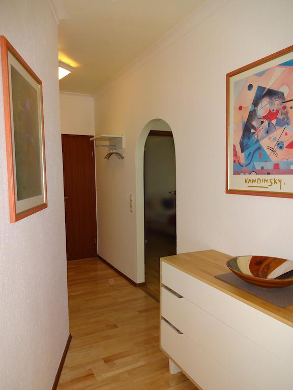 Apartment Huttenstrasse 22c *