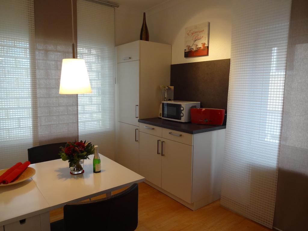 Apartment Huttenstrasse 22c *